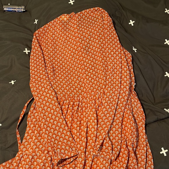 mid length dress - Picture 2 of 2